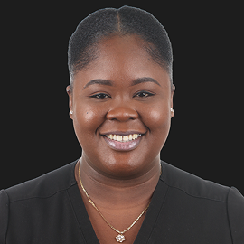 Portrait of Onika, dental assistant at Regency Square Dental.